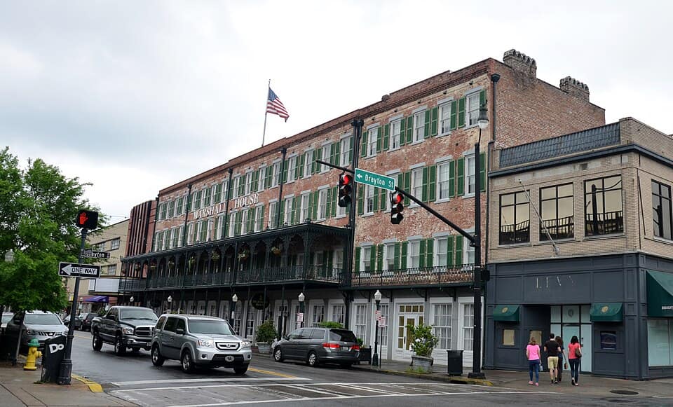 8 of America's Most Haunted Hotels: Spine-Chilling Stays and Mind Blowing Experiences metropolitan, savannah, ga, usa panoramio